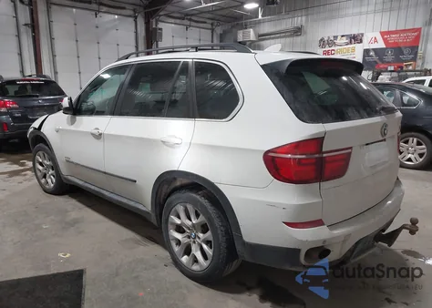 2013 BMW X5 xDrive35I/xDrive35I Premium/xDrive35I Sport Activity z USA, uszkodzony, nr VIN 5UXZV4C56D0G50501